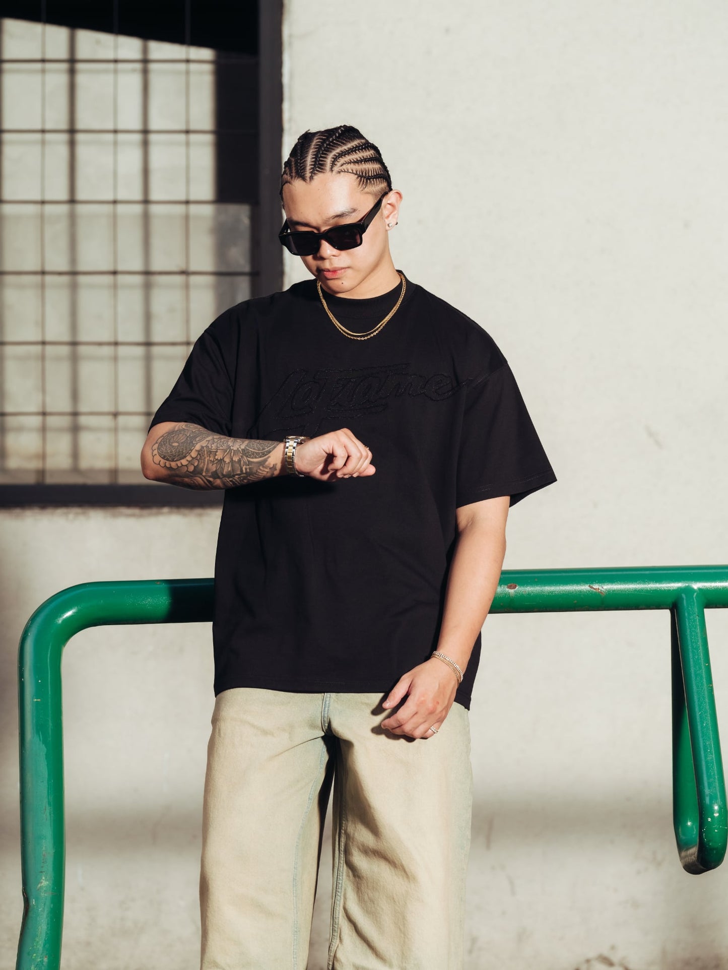 SIGNATURE APPLIQUE BLACK