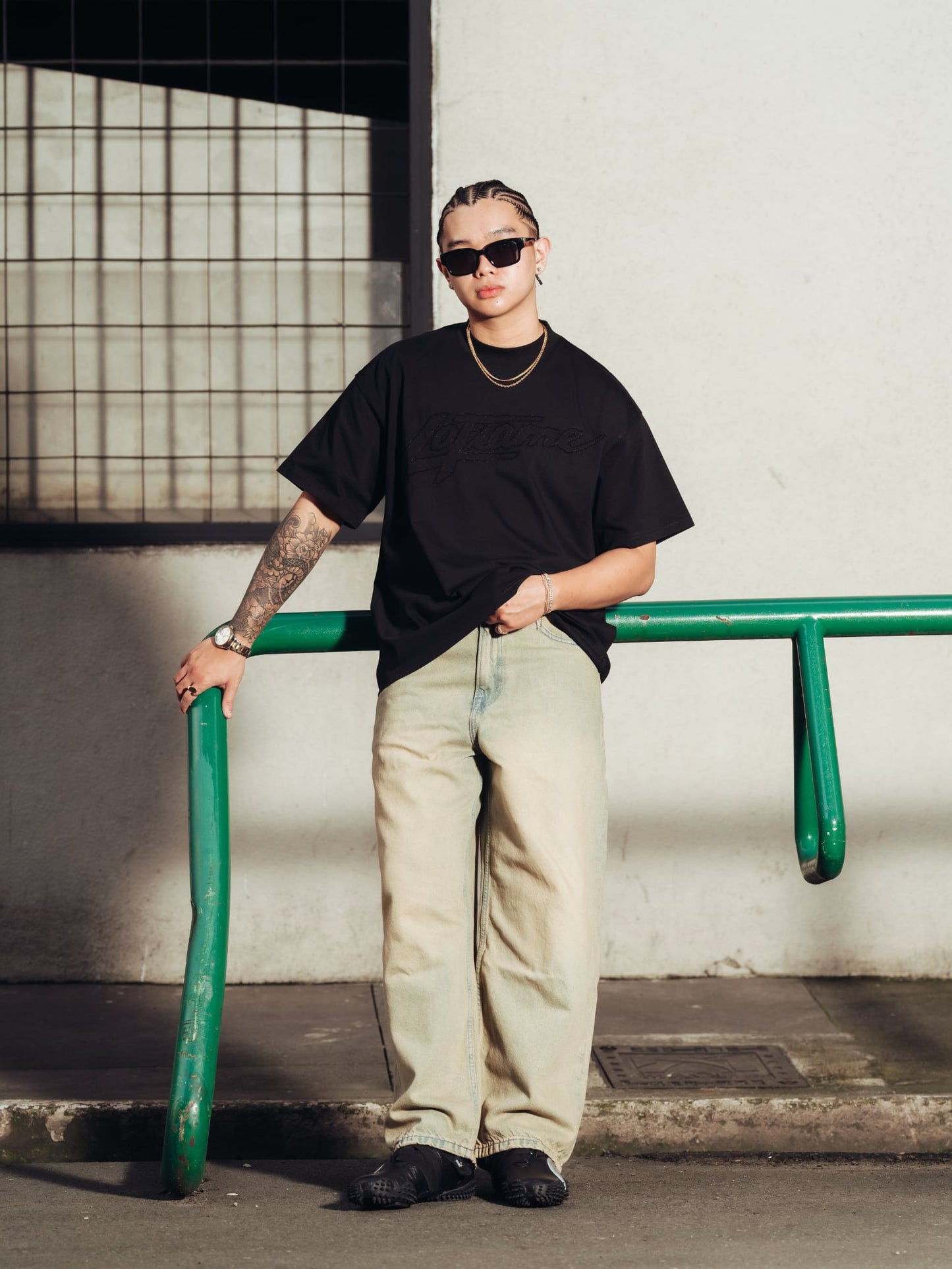 SIGNATURE APPLIQUE BLACK