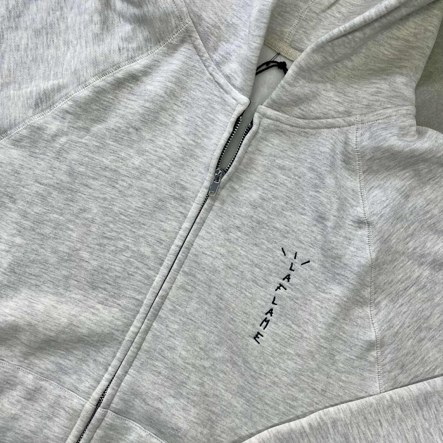 Y2 ZIP UP HOODIE